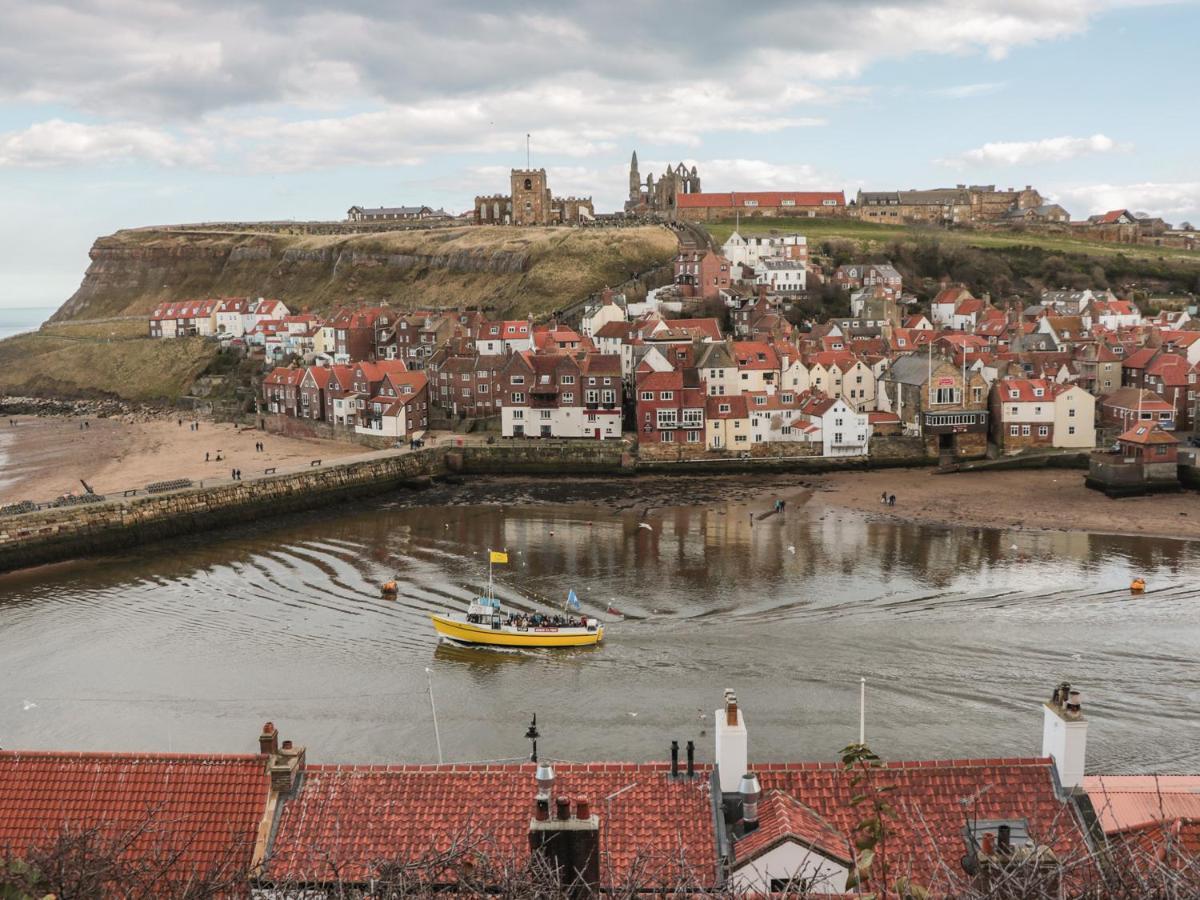 Appartement The Surfers Bolt Hole à Whitby Extérieur photo